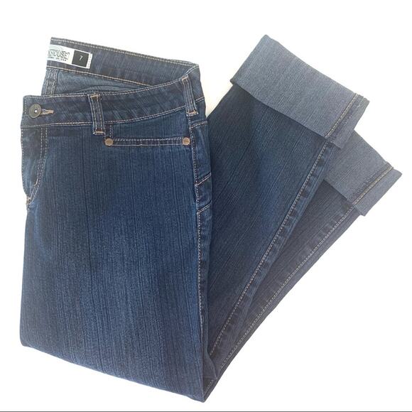 Clockhouse Stretch Jeans Sz 7 Women's Juniors Dark Wash Blue Cuffed or Uncuffed - Picture 1 of 8